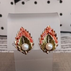 Art Coral Green Enamel Pearl Gold Tone Leaf Clip Earrings Vintage